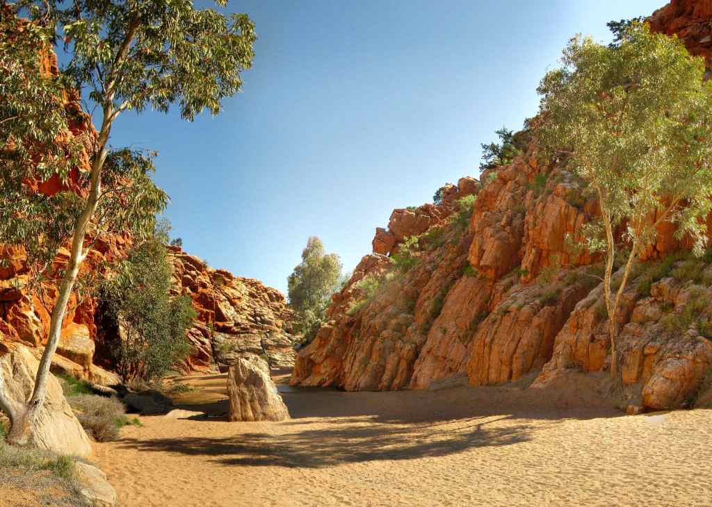 Emily Gap near Alice Springs (© Vilis Nams)