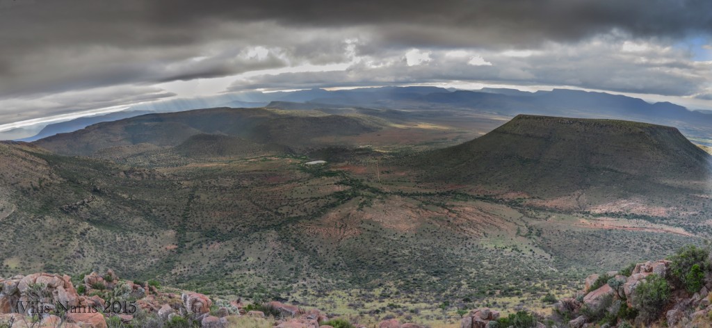 Six Months in South Africa: Camdeboo National Park: View from Valley of Desolation Escarpment, Camdeboo National Park (© Vilis Nams) 