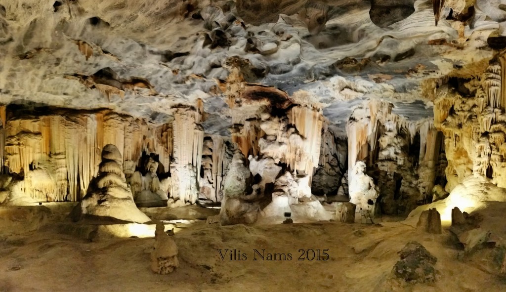 Six Months in South Africa: Cango Caves: Botha's Hall, Cango Caves (© Vilis Nams)