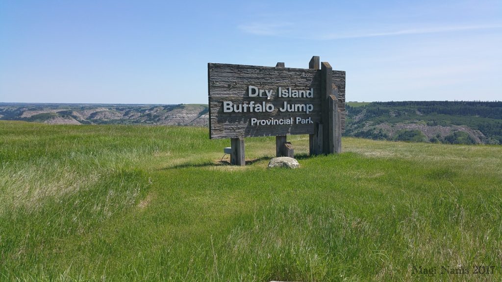 Hiking in Canada: Dry Island Buffalo Jump Provincial Park, Alberta: Welcome to Dry Island Buffalo Jump Provincial Park (© Magi Nams)