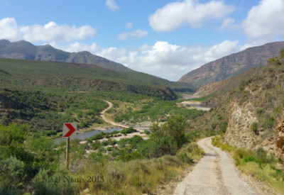 Six Months in South Africa: Cloetes Pass (© Magi Nams)